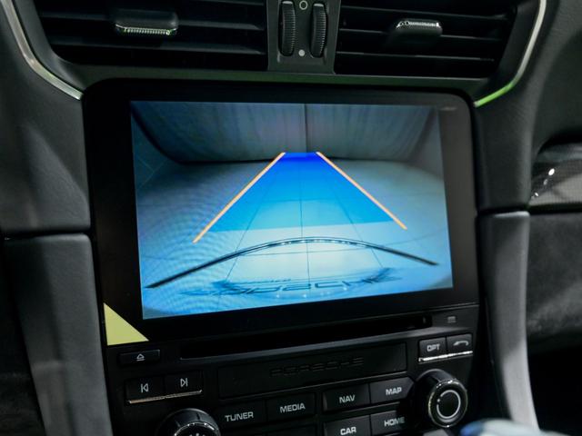 ９１１ ＧＴ３　ＲＳ　ＰＤＫ　クロノ　パッケージ　クラブスポーツパッケージ　ＰＣＣＢ　フロントアクスルリフトシステム　２０インチ　ＧＴ３　ＲＳホイール　プライバシーガラス　フロアマット　フルバケットシート（24枚目）