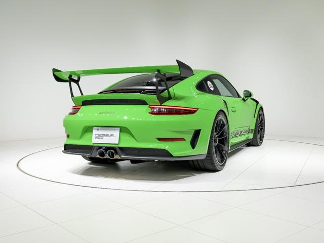 ９１１ ＧＴ３　ＲＳ　ＰＤＫ　クロノ　パッケージ　クラブスポーツパッケージ　ＰＣＣＢ　フロントアクスルリフトシステム　２０インチ　ＧＴ３　ＲＳホイール　プライバシーガラス　フロアマット　フルバケットシート（46枚目）