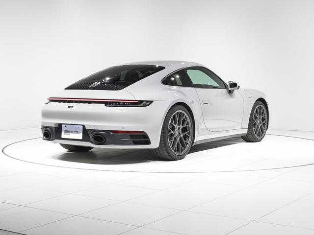 ９１１ ９１１カレラ　スポクロ　スポエグ　シートベンチレーション　ストレージＰＫＧ　ライバシーガラス　ＥｘｃｌｕｓｉｖｅＤｅｓｉｇｎテールライト　シートヒーター　シートベンチレーション　レーン　キーピングアシスト　ＡＣＣ（5枚目）