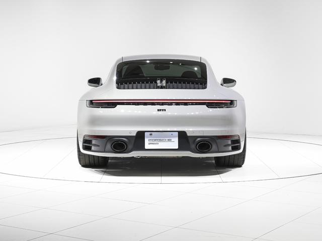 ９１１ ９１１カレラ　スポクロ　スポエグ　シートベンチレーション　ストレージＰＫＧ　ライバシーガラス　ＥｘｃｌｕｓｉｖｅＤｅｓｉｇｎテールライト　シートヒーター　シートベンチレーション　レーン　キーピングアシスト　ＡＣＣ（6枚目）