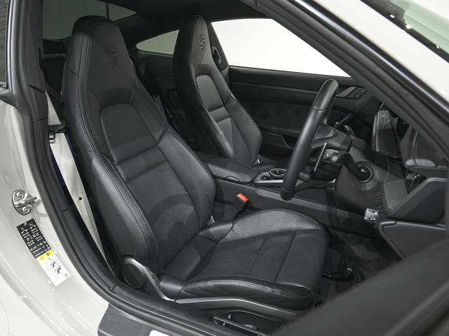 ９１１ ９１１カレラ　スポクロ　スポエグ　シートベンチレーション　ストレージＰＫＧ　ライバシーガラス　ＥｘｃｌｕｓｉｖｅＤｅｓｉｇｎテールライト　シートヒーター　シートベンチレーション　レーン　キーピングアシスト　ＡＣＣ（13枚目）