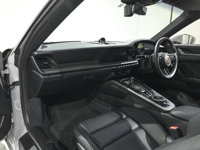 ９１１ ９１１カレラ　スポクロ　スポエグ　シートベンチレーション　ストレージＰＫＧ　ライバシーガラス　ＥｘｃｌｕｓｉｖｅＤｅｓｉｇｎテールライト　シートヒーター　シートベンチレーション　レーン　キーピングアシスト　ＡＣＣ（14枚目）