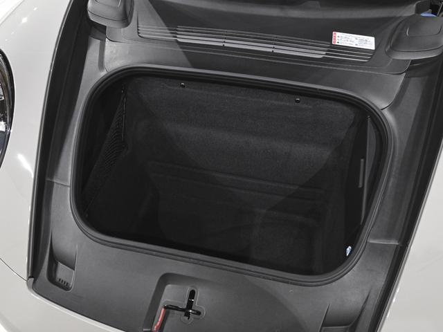 ９１１ ９１１カレラ　スポクロ　スポエグ　シートベンチレーション　ストレージＰＫＧ　ライバシーガラス　ＥｘｃｌｕｓｉｖｅＤｅｓｉｇｎテールライト　シートヒーター　シートベンチレーション　レーン　キーピングアシスト　ＡＣＣ（15枚目）