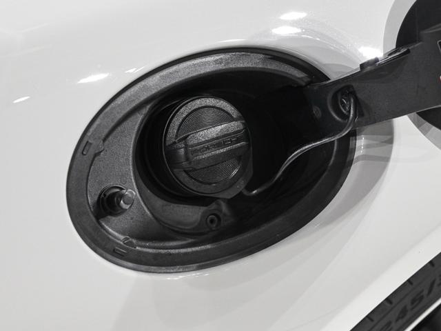 ９１１ ９１１カレラ　スポクロ　スポエグ　シートベンチレーション　ストレージＰＫＧ　ライバシーガラス　ＥｘｃｌｕｓｉｖｅＤｅｓｉｇｎテールライト　シートヒーター　シートベンチレーション　レーン　キーピングアシスト　ＡＣＣ（44枚目）