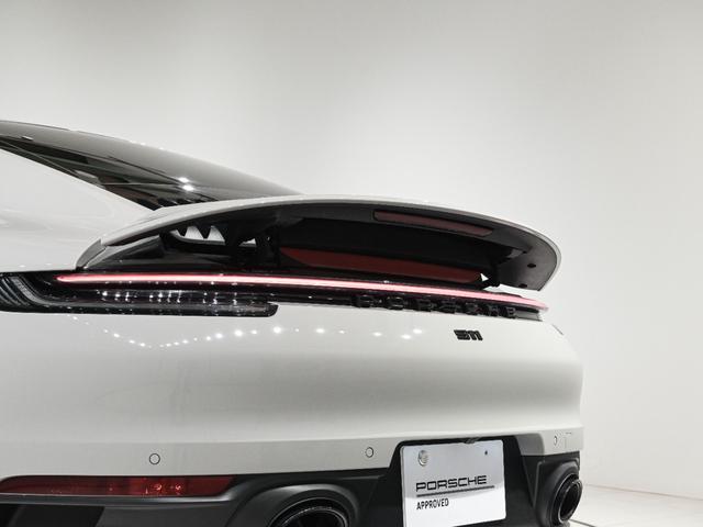 ９１１ ９１１カレラ　スポクロ　スポエグ　シートベンチレーション　ストレージＰＫＧ　ライバシーガラス　ＥｘｃｌｕｓｉｖｅＤｅｓｉｇｎテールライト　シートヒーター　シートベンチレーション　レーン　キーピングアシスト　ＡＣＣ（48枚目）