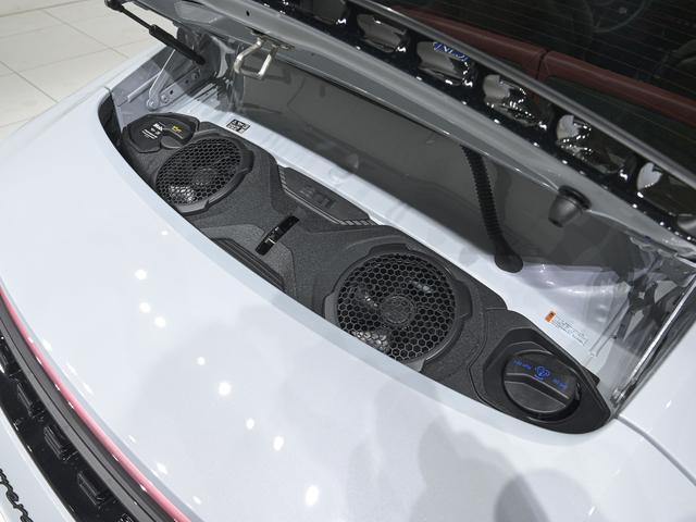 911 911カレラGTS 992.2 BOSEサウンドシステム PASM パワーステアリング+ 助手席フットウェルストレージネット シートヒーター マトリクスLEDヘッドライト 20/21インチ Carrera GTSホイール(16枚目)