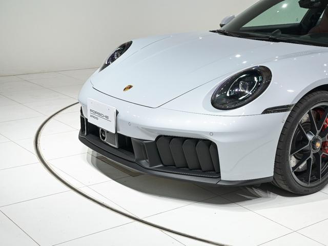 911 911カレラGTS 992.2 BOSEサウンドシステム PASM パワーステアリング+ 助手席フットウェルストレージネット シートヒーター マトリクスLEDヘッドライト 20/21インチ Carrera GTSホイール(42枚目)