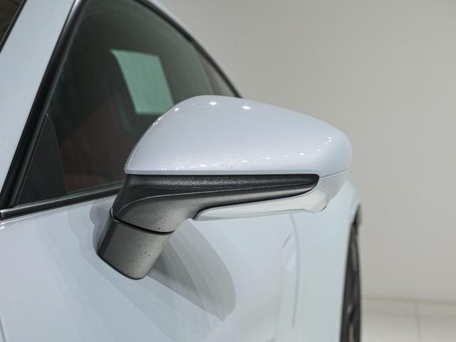 911 911カレラGTS 992.2 BOSEサウンドシステム PASM パワーステアリング+ 助手席フットウェルストレージネット シートヒーター マトリクスLEDヘッドライト 20/21インチ Carrera GTSホイール(46枚目)
