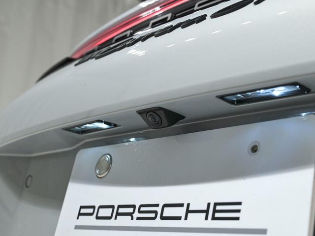 911 911カレラGTS 992.2 BOSEサウンドシステム PASM パワーステアリング+ 助手席フットウェルストレージネット シートヒーター マトリクスLEDヘッドライト 20/21インチ Carrera GTSホイール(50枚目)