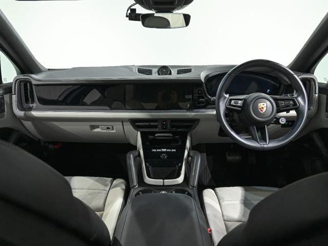 カイエンクーペ ベースグレード スポーツクロノPKG スポーツテールパイプ BOSEサウンドシステム プライバシーガラス シートヒーター シートベンチレーション メモリーパッケージ付 14 way電動コンフォートシート(30枚目)