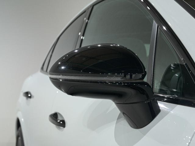 カイエンクーペ ベースグレード スポーツクロノPKG スポーツテールパイプ BOSEサウンドシステム プライバシーガラス シートヒーター シートベンチレーション メモリーパッケージ付 14 way電動コンフォートシート(47枚目)