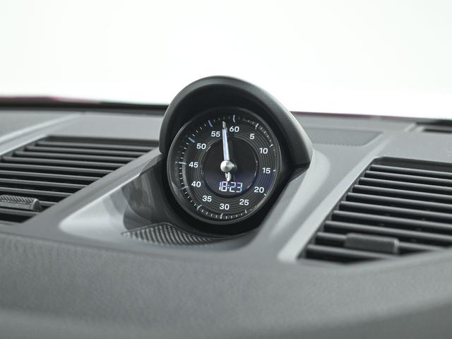 911 カレラT 7MT BOSE サラウンドサウンドシステム フロントアクスルリフトシステム チルト/ スライド式電動ガラスサンルーフ シートヒーター 軽量遮音プライバシーガラス LEDヘッドライトPDLS+(10枚目)