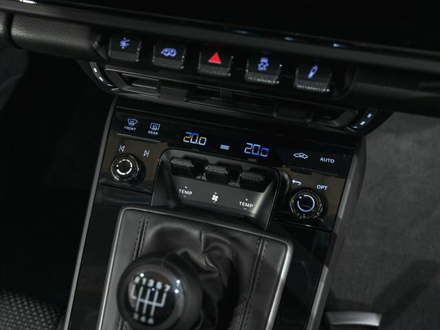 911 カレラT 7MT BOSE サラウンドサウンドシステム フロントアクスルリフトシステム チルト/ スライド式電動ガラスサンルーフ シートヒーター 軽量遮音プライバシーガラス LEDヘッドライトPDLS+(27枚目)