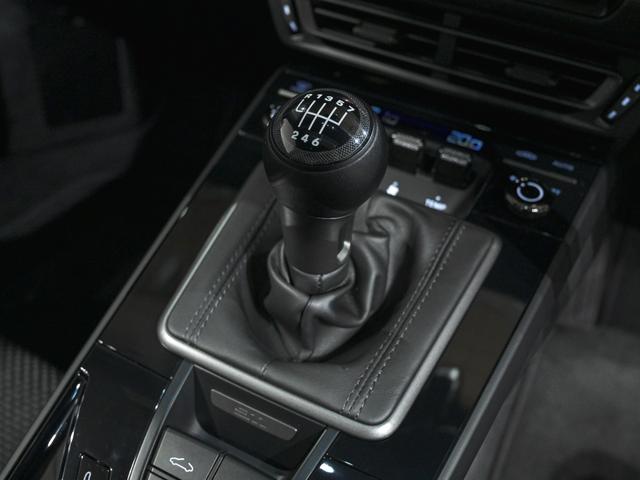 911 カレラT 7MT BOSE サラウンドサウンドシステム フロントアクスルリフトシステム チルト/ スライド式電動ガラスサンルーフ シートヒーター 軽量遮音プライバシーガラス LEDヘッドライトPDLS+(28枚目)