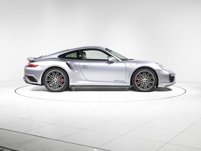 ２０インチ９１１ターボホイール