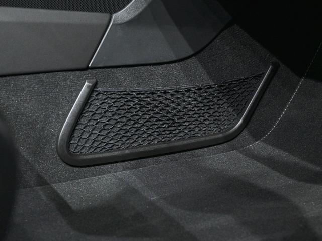 ７１８ケイマン ７１８ケイマンスタイルエディション　スポクロ　ＰＡＳＭ　パワーステアリング＋　シートベンチレーション　ＬＥＤヘッドライトＰＤＬＳ　デコレーションステッカーセット　スモーカーＰＫＧ　ＧＴスポーツステアリングホイール　ストレージネット（22枚目）