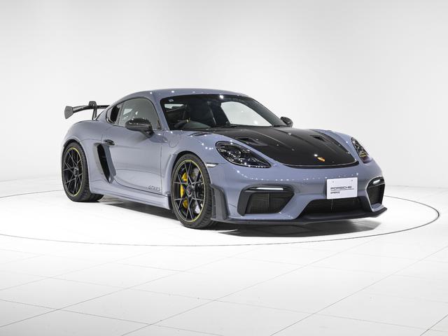 ７１８ケイマン ７１８ケイマンＧＴ４　ＲＳ　ヴァイザッハＰＫＧ　クラブスポーツＰＫＧ　スポーツクロノＰＫＧ　ＰＣＣＢ　フロントアクスルリフトシステム　ＢＯＳＥサウンドシステム　フルバケットシート　ロールケージ　ＬＥＤ　ヘッドライト　ＰＤＬＳ（3枚目）