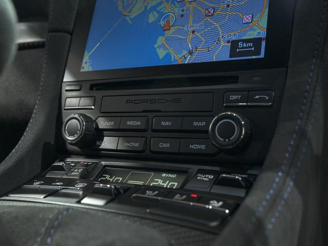 ７１８ケイマン ７１８ケイマンＧＴ４　ＲＳ　ヴァイザッハＰＫＧ　クラブスポーツＰＫＧ　スポーツクロノＰＫＧ　ＰＣＣＢ　フロントアクスルリフトシステム　ＢＯＳＥサウンドシステム　フルバケットシート　ロールケージ　ＬＥＤ　ヘッドライト　ＰＤＬＳ（27枚目）