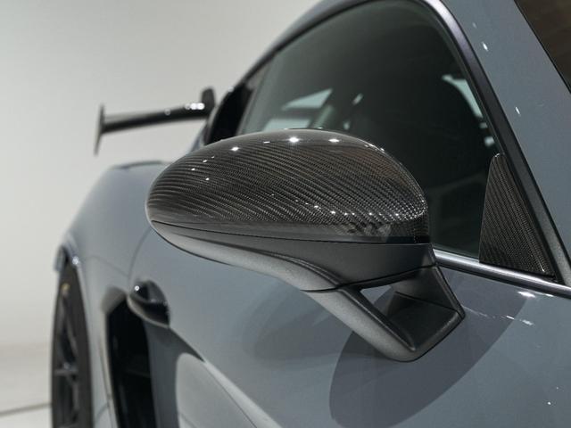 ７１８ケイマン ７１８ケイマンＧＴ４　ＲＳ　ヴァイザッハＰＫＧ　クラブスポーツＰＫＧ　スポーツクロノＰＫＧ　ＰＣＣＢ　フロントアクスルリフトシステム　ＢＯＳＥサウンドシステム　フルバケットシート　ロールケージ　ＬＥＤ　ヘッドライト　ＰＤＬＳ（43枚目）