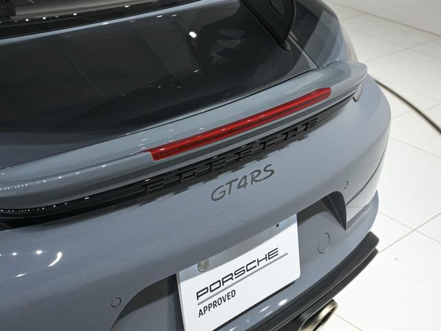 ７１８ケイマン ７１８ケイマンＧＴ４　ＲＳ　ヴァイザッハＰＫＧ　クラブスポーツＰＫＧ　スポーツクロノＰＫＧ　ＰＣＣＢ　フロントアクスルリフトシステム　ＢＯＳＥサウンドシステム　フルバケットシート　ロールケージ　ＬＥＤ　ヘッドライト　ＰＤＬＳ（44枚目）