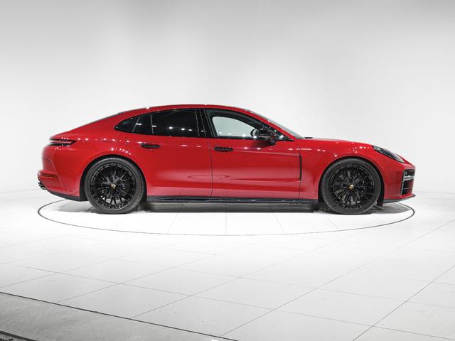 ２１インチ　Ｐａｎａｍｅｒａ　Ｅｘｃｌｕｓｉｖｅ　Ｄｅｓｉｇｎ　ホイール