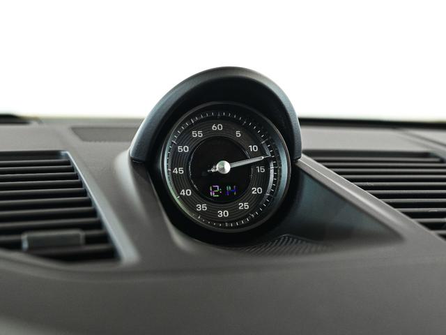 911 911カレラ 992.2 スポーツクロノPKG スポーツエキゾーストシステム HDマトリックスLEDヘッドライト Exclusive Designテールライト パワーステアリング+(10枚目)