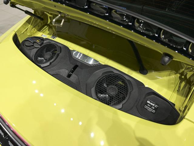 911 911カレラ 992.2 スポーツクロノPKG スポーツエキゾーストシステム HDマトリックスLEDヘッドライト Exclusive Designテールライト パワーステアリング+(16枚目)