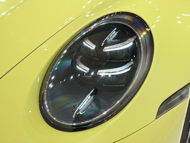 911 911カレラ 992.2 スポーツクロノPKG スポーツエキゾーストシステム HDマトリックスLEDヘッドライト Exclusive Designテールライト パワーステアリング+(17枚目)