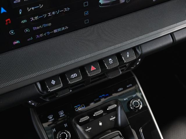 911 911カレラ 992.2 スポーツクロノPKG スポーツエキゾーストシステム HDマトリックスLEDヘッドライト Exclusive Designテールライト パワーステアリング+(23枚目)