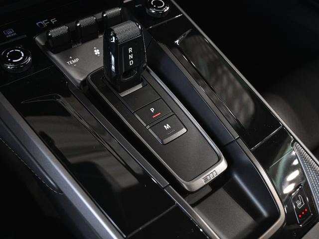 911 911カレラ 992.2 スポーツクロノPKG スポーツエキゾーストシステム HDマトリックスLEDヘッドライト Exclusive Designテールライト パワーステアリング+(25枚目)