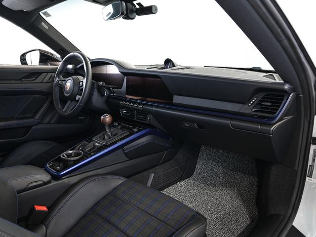 911 911カレラT 6MT 992.2 CarreraTエクステリアPKG フロントアクスルリフトシステム 軽量カーボンルーフ BOSEサラウンドサウンドシステム(14枚目)