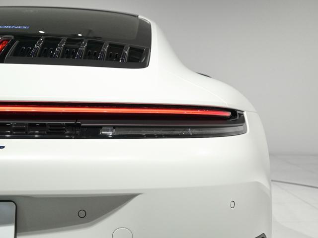 911 911カレラT 6MT 992.2 CarreraTエクステリアPKG フロントアクスルリフトシステム 軽量カーボンルーフ BOSEサラウンドサウンドシステム(18枚目)