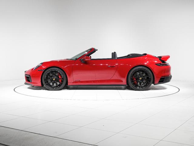 ９１１ ９１１カレラ４ＧＴＳ　カブリオレ　ティンテッドＬＥＤマトリックス　ヘッドライトＰＤＬＳ＋　ＧＴスポーツステアリングホイール　シートベンチレーション　２０／２１インチ　ＲＳ　Ｓｐｙｄｅｒ　Ｄｅｓｉｇｎホイール　ストレージＰＫＧ（8枚目）