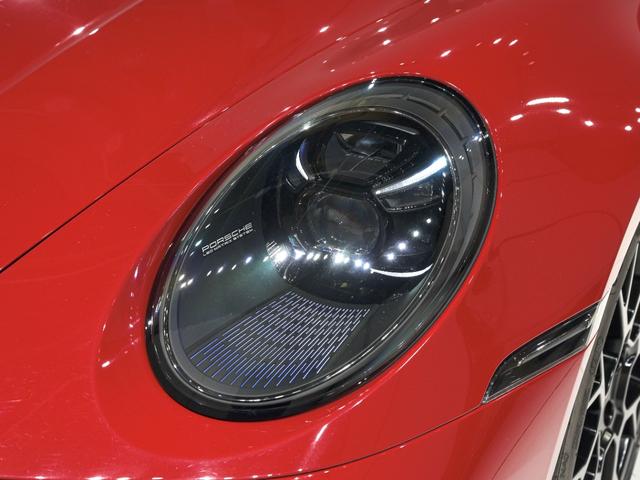 ９１１ ９１１カレラ４ＧＴＳ　カブリオレ　ティンテッドＬＥＤマトリックス　ヘッドライトＰＤＬＳ＋　ＧＴスポーツステアリングホイール　シートベンチレーション　２０／２１インチ　ＲＳ　Ｓｐｙｄｅｒ　Ｄｅｓｉｇｎホイール　ストレージＰＫＧ（16枚目）