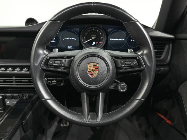 ９１１ ９１１カレラ４ＧＴＳ　カブリオレ　ティンテッドＬＥＤマトリックス　ヘッドライトＰＤＬＳ＋　ＧＴスポーツステアリングホイール　シートベンチレーション　２０／２１インチ　ＲＳ　Ｓｐｙｄｅｒ　Ｄｅｓｉｇｎホイール　ストレージＰＫＧ（27枚目）
