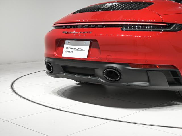 ９１１ ９１１カレラ４ＧＴＳ　カブリオレ　ティンテッドＬＥＤマトリックス　ヘッドライトＰＤＬＳ＋　ＧＴスポーツステアリングホイール　シートベンチレーション　２０／２１インチ　ＲＳ　Ｓｐｙｄｅｒ　Ｄｅｓｉｇｎホイール　ストレージＰＫＧ（33枚目）