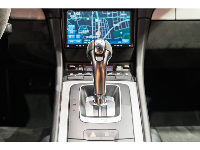 ９１１ ９１１ＧＴ３　スポエグ　左ハンドル　スモーカーパッケージ　フロアマット　レッドステッチ（7枚目）