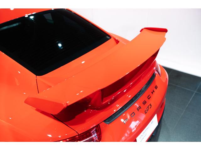 ９１１ ９１１ＧＴ３　スポエグ　左ハンドル　スモーカーパッケージ　フロアマット　レッドステッチ（17枚目）