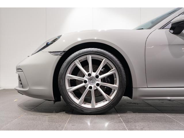 ７１８ケイマン ７１８ケイマン　スポクロ　ＰＡＳＭ　ＰＤＬＳ　パワステ＋　パークアシスト（前後）＋バックカメラ　ＬＥＤライティングシステム　シートヒーター　レーンチェンジアシスト　ヒーテッドマルチファンクションステアリングホイール（10枚目）