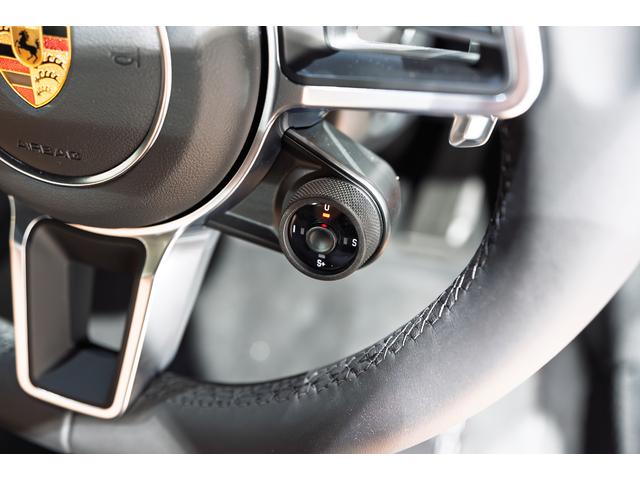 ７１８ケイマン ７１８ケイマン　スポクロ　ＰＡＳＭ　ＰＤＬＳ　パワステ＋　パークアシスト（前後）＋バックカメラ　ＬＥＤライティングシステム　シートヒーター　レーンチェンジアシスト　ヒーテッドマルチファンクションステアリングホイール（14枚目）
