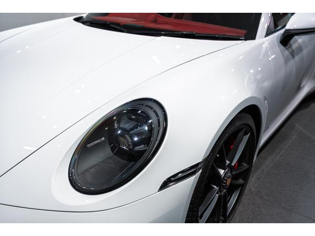 ９１１ ９１１カレラ４ＧＴＳ　リアアクスルステア　マトリックス　ＡＣＣ　スポーツクロノパッケージ　スポーツエグゾーストシステム　サラウンドビューシステム　レーンチェンジアシスト　スポーツシート　ストレージパッケージ（16枚目）