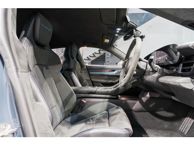 タイカン タイカン　ターボＧＴ　ＰＣＣＢ　ＨＤマトリックス　ＢＯＳＥサラウンドサウンドシステム　スポーツクロノパッケージ　サラウンドビューシステム　アダプティブクルーズコントロール　アクセントパッケージ（ボルテージブルー）（3枚目）