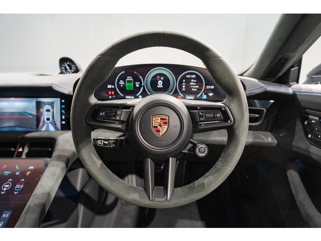 タイカン タイカン　ターボＧＴ　ＰＣＣＢ　ＨＤマトリックス　ＢＯＳＥサラウンドサウンドシステム　スポーツクロノパッケージ　サラウンドビューシステム　アダプティブクルーズコントロール　アクセントパッケージ（ボルテージブルー）（5枚目）