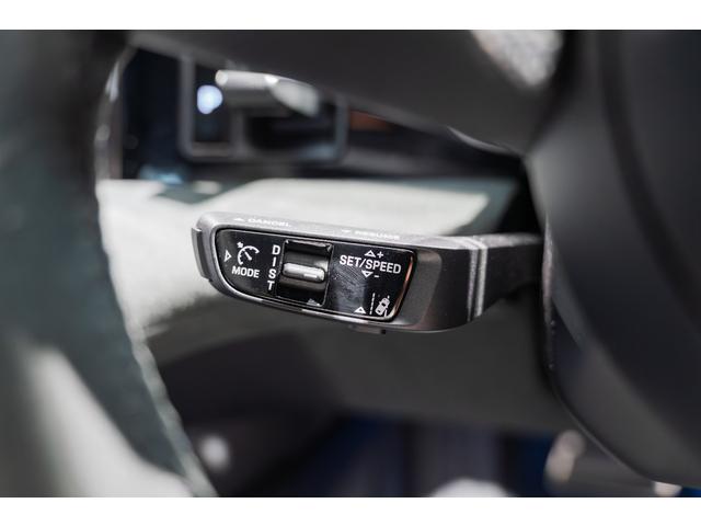 タイカン タイカン　ターボＧＴ　ＰＣＣＢ　ＨＤマトリックス　ＢＯＳＥサラウンドサウンドシステム　スポーツクロノパッケージ　サラウンドビューシステム　アダプティブクルーズコントロール　アクセントパッケージ（ボルテージブルー）（14枚目）