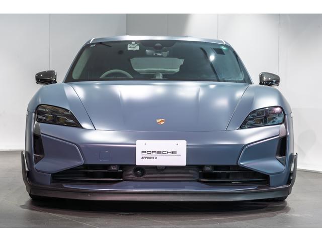 タイカン タイカン　ターボＧＴ　ＰＣＣＢ　ＨＤマトリックス　ＢＯＳＥサラウンドサウンドシステム　スポーツクロノパッケージ　サラウンドビューシステム　アダプティブクルーズコントロール　アクセントパッケージ（ボルテージブルー）（18枚目）