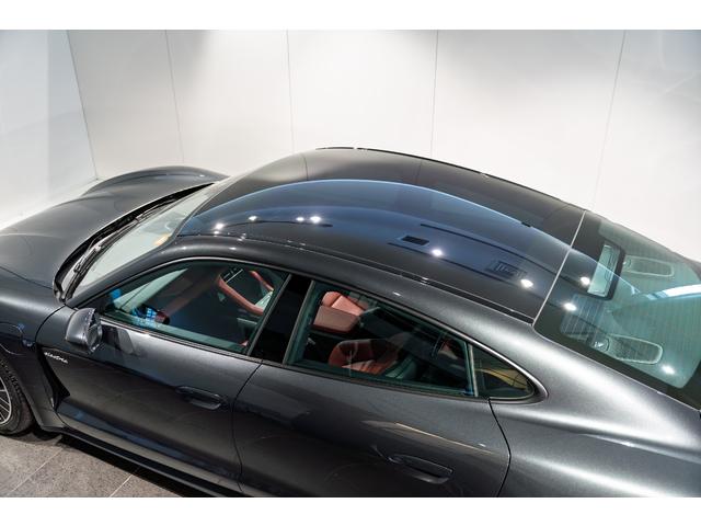 タイカン タイカン　スポクロ　Ｐルーフ　ＨＤマトリックス（12枚目）