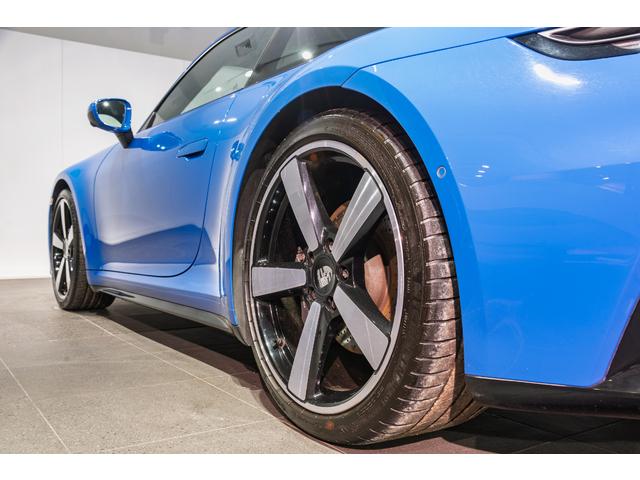 ９１１ ９１１カレラ　スポクロ　スポエグ　サンルーフ　Ｆリフト（20枚目）