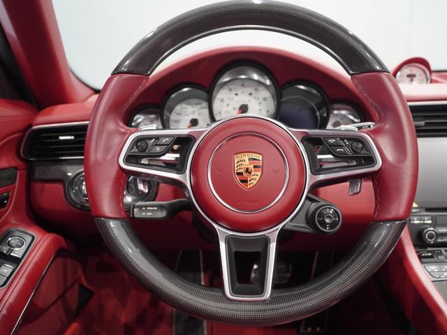 911 911ターボS カブリオレ スポーツデザインPKG(ブラックハイグロス) カーボンステアリング LEDヘッドライト(PDLS) ブラックリアサイドエアインテーク ドアシルガード(発光式)(5枚目)