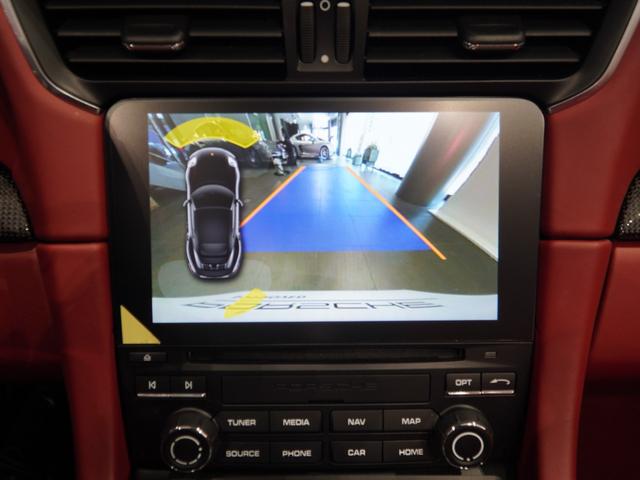 911 911ターボS カブリオレ スポーツデザインPKG(ブラックハイグロス) カーボンステアリング LEDヘッドライト(PDLS) ブラックリアサイドエアインテーク ドアシルガード(発光式)(12枚目)