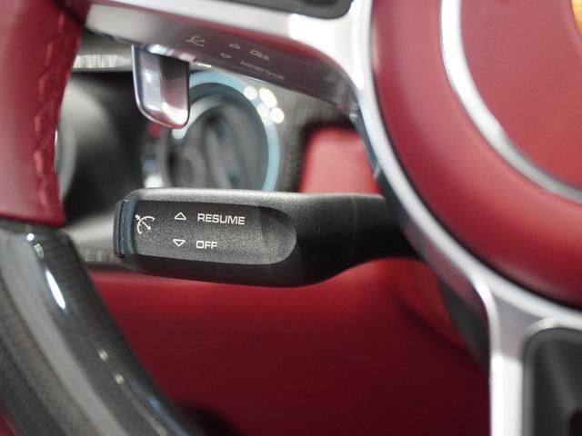 911 911ターボS カブリオレ スポーツデザインPKG(ブラックハイグロス) カーボンステアリング LEDヘッドライト(PDLS) ブラックリアサイドエアインテーク ドアシルガード(発光式)(14枚目)